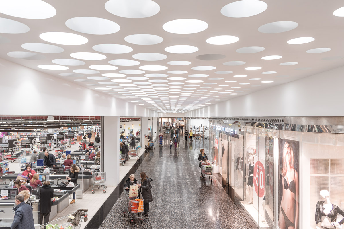 "The Constant of the Circle", COOP Arezzo by Piuarch