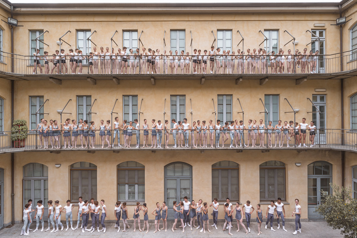 Students of the Ballet School of Accademia Teatro alla Scala